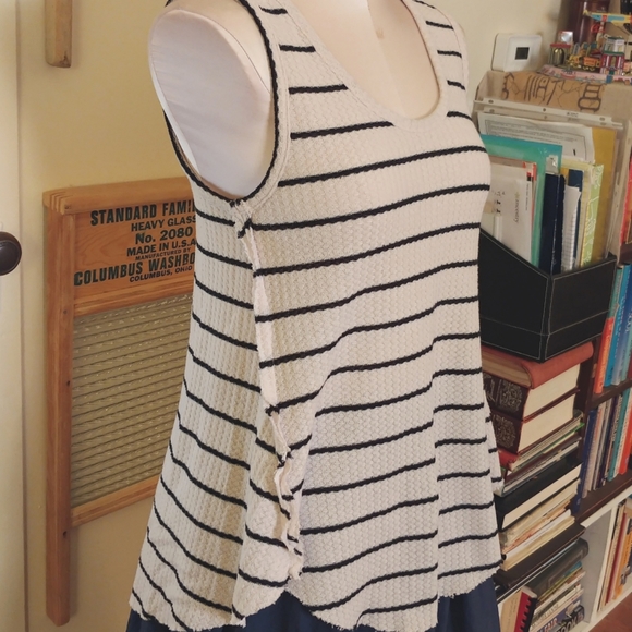 Sleeveless Striped Top Rad Clothing - Picture 5 of 8